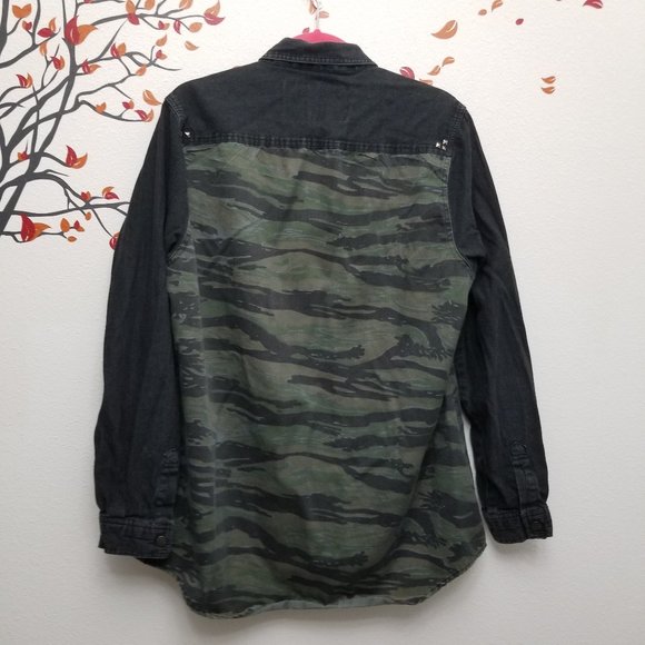 THE NARROWS Black & Green Camo Print Men's Jacket Sz Medium - Picture 3 of 7